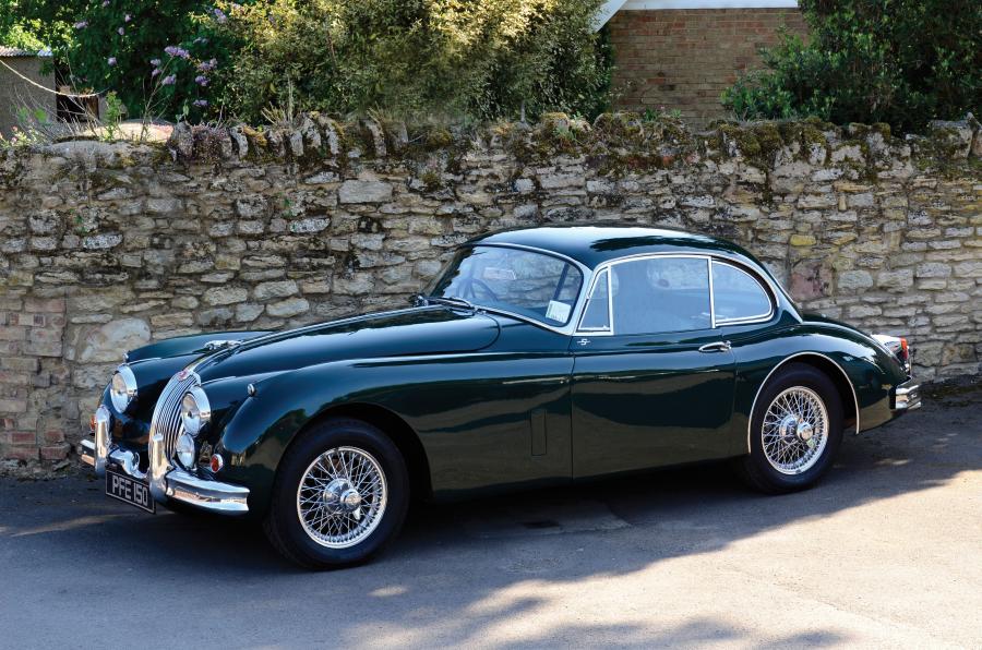  Jaguar XK150 S 3.8 Fixed Head Coupe 1960 года  (фото 1 из 12)